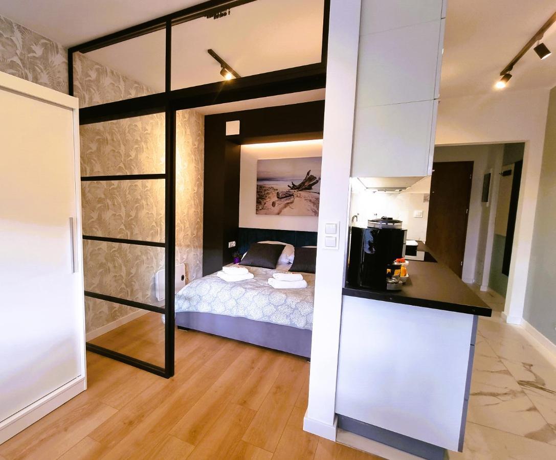 Apartament Szmaragdowa 21 Przy Plazy - Sala Zabaw, Silownia - 365Pam Mielno  Kültér fotó